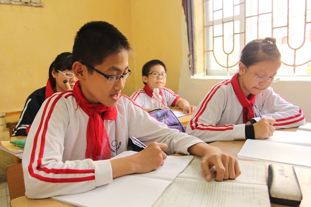 Tuyển sinh vào lớp 10 THPT 2018 – 2019 tại Hà Nội: Căng thẳng cuộc đua vào trường công - Ảnh 1