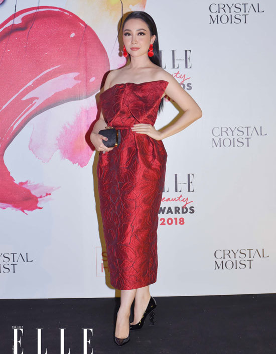 Mẫu Việt tỏa sáng tại Elle Beauty Awards 2018 - Ảnh 11