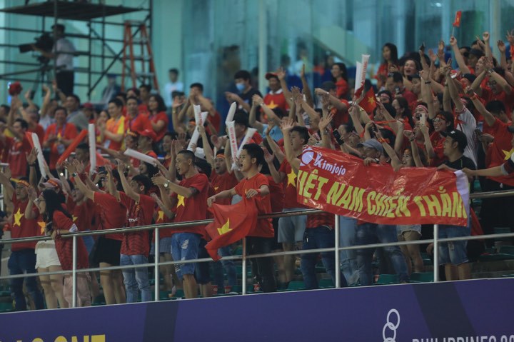 Thành công của bóng đá Việt Nam đâu chỉ có HLV Park Hang-seo - Ảnh 1