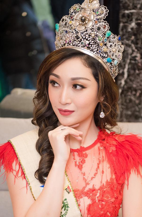 Hoa hậu Trái đất đọ nhan sắc với mỹ nữ Việt - Ảnh 3