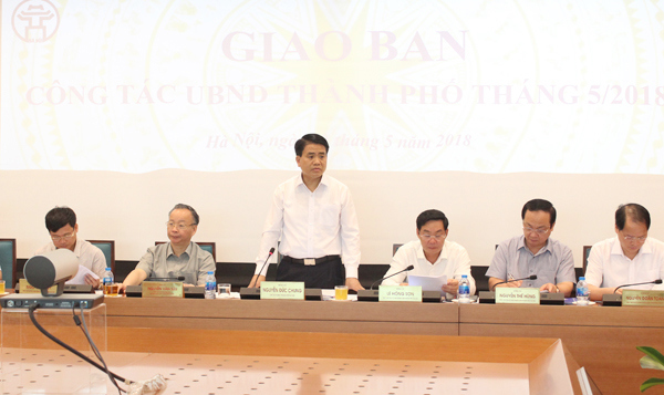 Chủ tịch Nguyễn Đức Chung yêu cầu công bố chỉ số chất lượng không khí hàng ngày - Ảnh 1