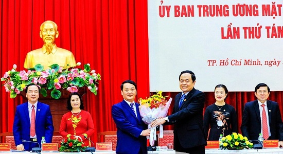 Ông Hầu A Lềnh giữ chức Phó Chủ tịch Ủy ban T.Ư MTTQ Việt Nam - Ảnh 1