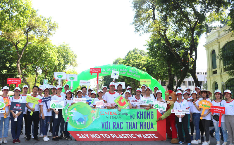 Central Group Việt Nam đóng góp tích cực chống rác thải nhựa và túi nilon - Ảnh 1