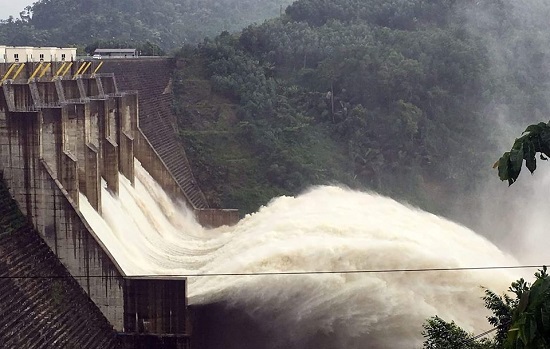 Thủy điện xả lũ kết hợp mưa lớn nguy cơ ngập lụt trên diện rộng tại miền Trung - Ảnh 1