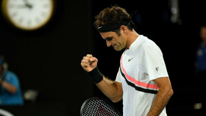 Federer vào chung kết sau 1 giờ 2 phút thi đấu - Ảnh 1