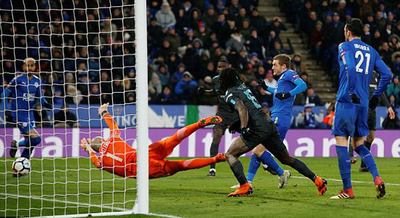 Chelsea đánh bại Leicester giành tấm vé cuối cùng vào vòng bán kết FA Cup - Ảnh 2