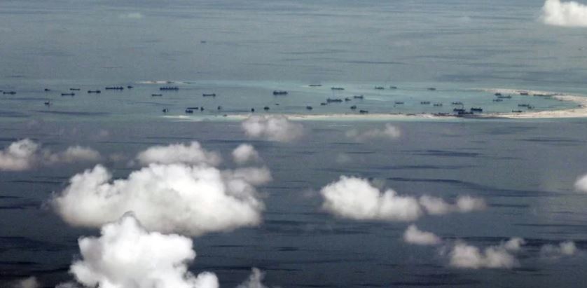 Mỹ sẽ tăng cường hoạt động tuần tra gần các đảo Trung Quốc xây dựng trái phép - Ảnh 1