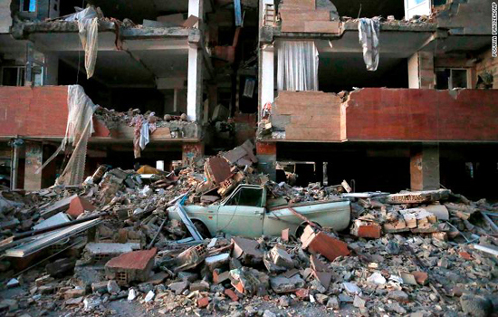 Chùm ảnh trận động đất Iran-Iraq làm hơn 7.000 người thương vong - Ảnh 9