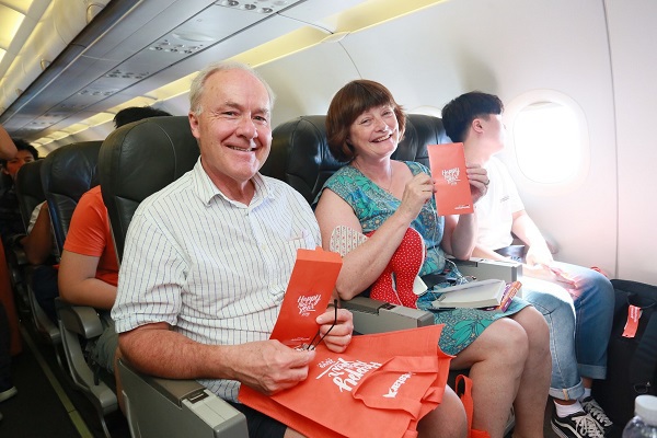 Jetstar tặng quà “Xuân bình an” bất ngờ cho hành khách - Ảnh 1