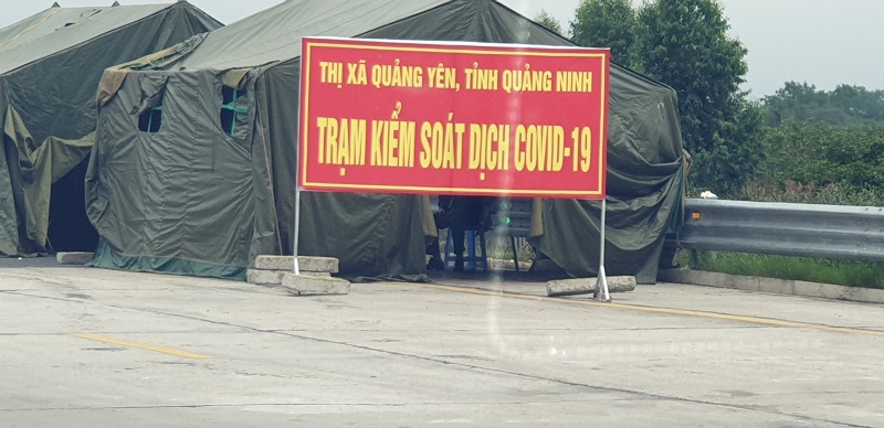Lập 8 chốt kiểm soát người và phương tiện vào tỉnh Quảng Ninh bằng đường bộ - Ảnh 1