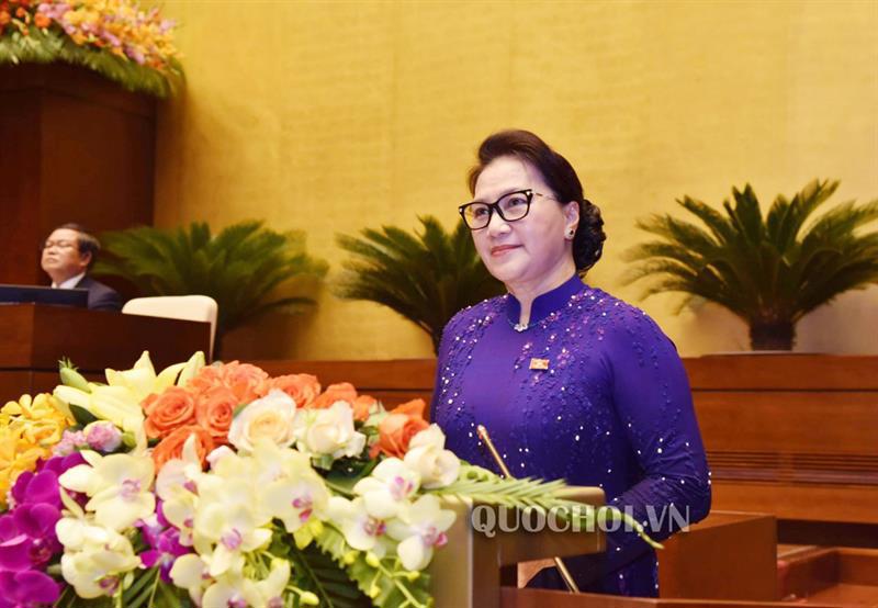 Chủ tịch Quốc hội Nguyễn Thị Kim Ngân đề nghị các đại biểu tập trung nghiên cứu và thảo luận với tinh thần trách nhiệm cao - Ảnh 2