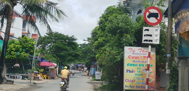 Huyện Cát Hải, Hải Phòng: Cầu Phù Long đang xuống cấp nghiêm trọng - Ảnh 2