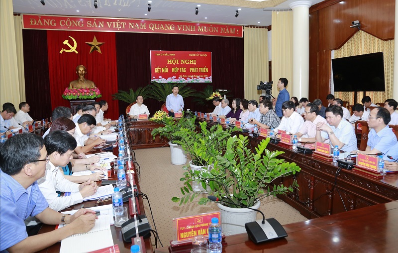 Bí thư Thành ủy Hoàng Trung Hải: Sớm giải quyết kiến nghị về kết nối giao thông giữa Hà Nội - Bắc Ninh - Ảnh 1