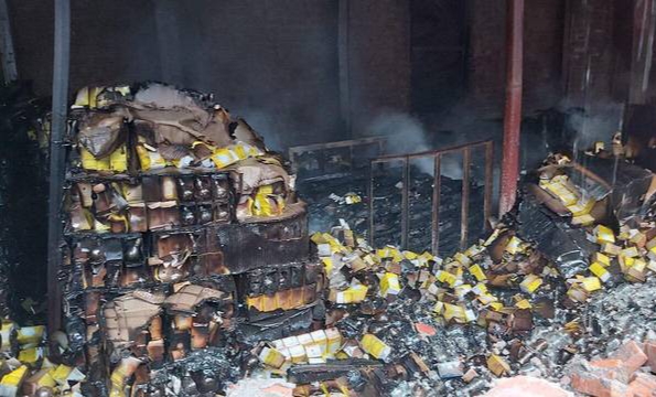 Những hình ảnh tan hoang sau cháy tại Công ty Bóng đèn phích nước Rạng Đông - Ảnh 11