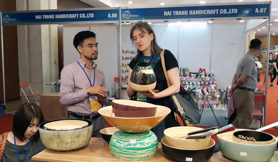 Khai mạc Hội chợ quốc tế quà tặng hàng thủ công mỹ nghệ Hà Nội 2019 - Ảnh 2