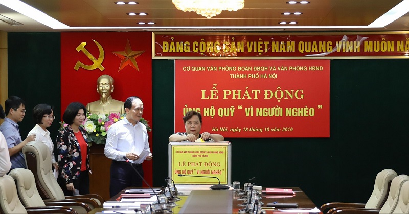 Văn phòng Đoàn Đại biểu Quốc hội và Văn phòng HĐND TP Hà Nội phát động ủng hộ Quỹ “Vì người nghèo” - Ảnh 1
