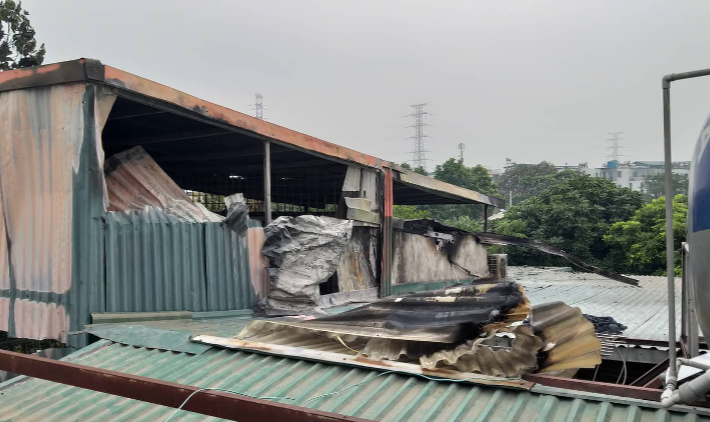 Hà Nội: Cháy lớn căn nhà ở đường Nguyễn Chính, 3 bà cháu tử vong - Ảnh 2