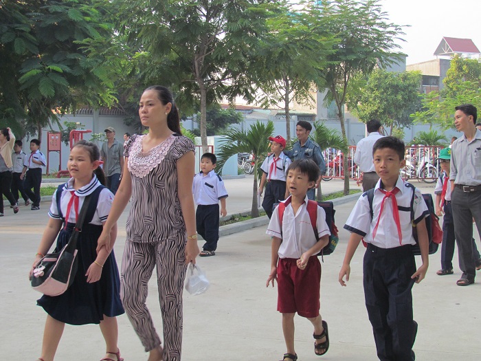 Hơn 1,3 triệu học sinh TP Hồ Chí Minh tựu trường - Ảnh 1