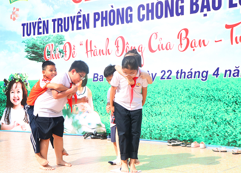 Hà Nội: Hơn 1.300 Liên đội tổ chức tuyên truyền phòng chống bạo lực và xâm hại trẻ em - Ảnh 2