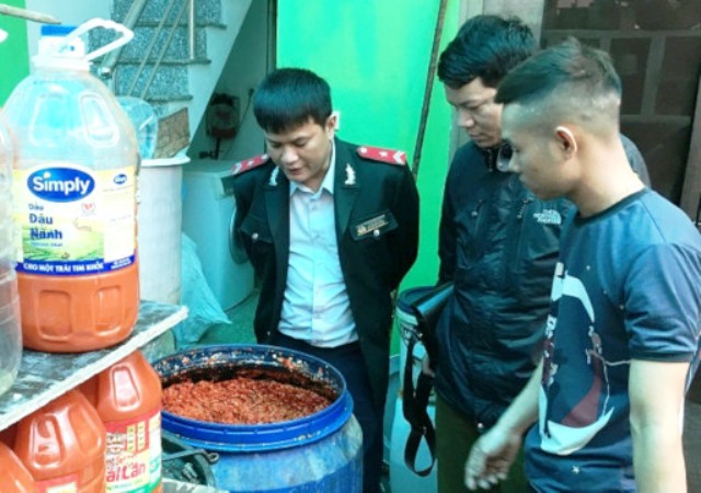 Hà Nội: Lãnh đạo quận, huyện, thị xã phải đi kiểm tra an toàn thực phẩm 2 lần/tháng - Ảnh 1