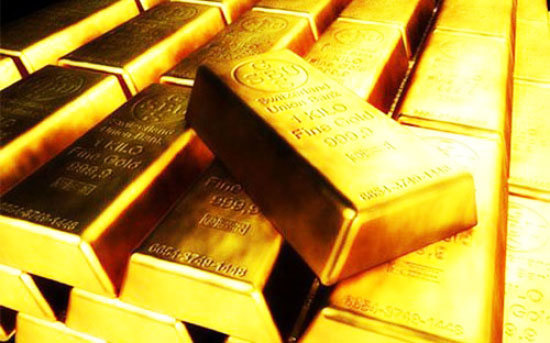 Giá vàng thế giới giảm mạnh, vàng trong nước diễn biến trái chiều - Ảnh 1