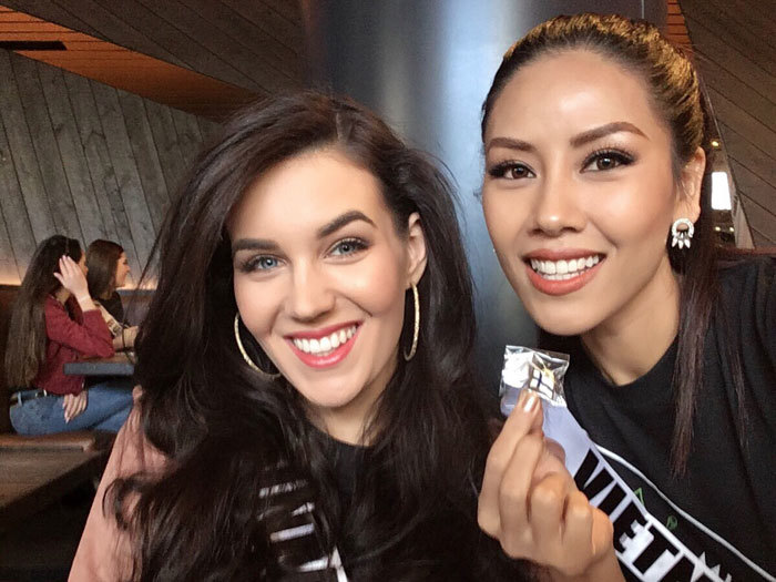 Nguyễn Thị Loan “trổ tài khéo léo” thu hút tại Miss Universe 2017 - Ảnh 8