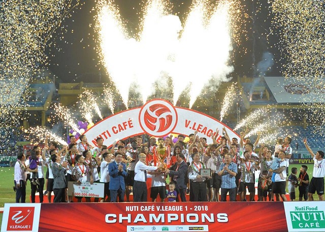 Vòng 24 V-League 2019: Thanh Hóa và HAGL không còn đường lùi, Hà Nội FC vô địch sớm 2 vòng? - Ảnh 1