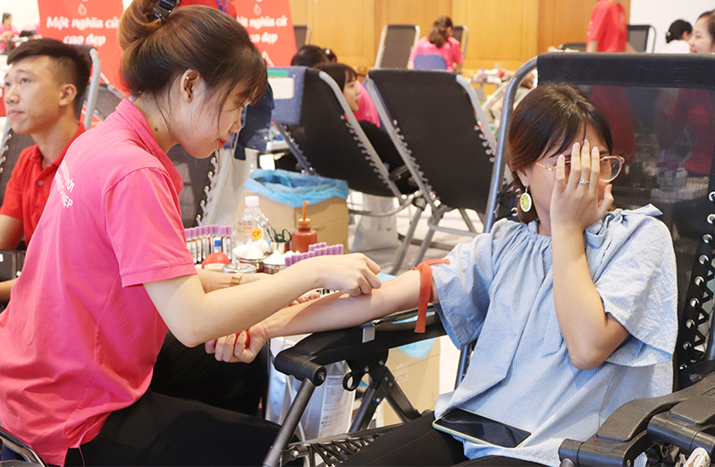 Hàng vạn người dân tham gia hiến máu Hành trình Đỏ 2019 - Ảnh 7