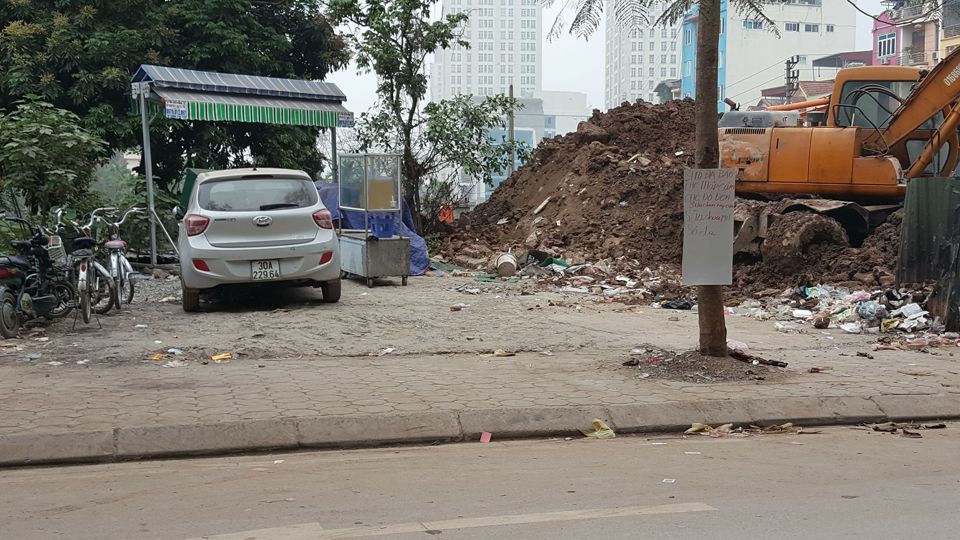 Tại phường Mễ Trì, quận Nam Từ Liêm: Cần dẹp bỏ bãi phế thải “tra tấn” học sinh, người dân - Ảnh 2