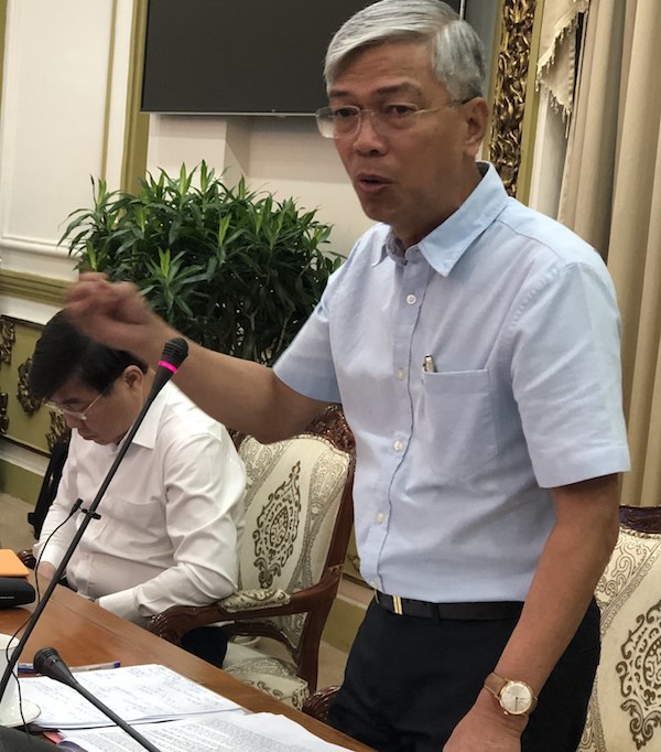 Chủ tịch UBND TP Hồ Chí Minh bức xúc vì sự máy móc của các sở ngành - Ảnh 2