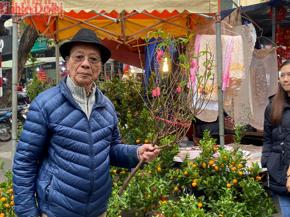 [Ảnh] Chợ hoa lâu năm ở Hà Nội tấp nập những ngày cận Tết Nguyên đán 2020 - Ảnh 12