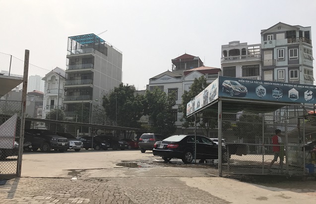 Đã xử lý các bãi trông giữ xe trái phép tại phường Mộ Lao - Ảnh 1