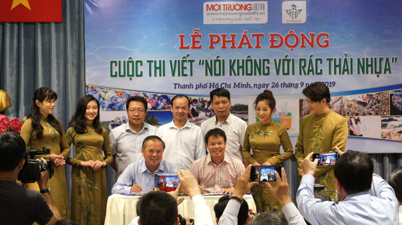 TP Hồ Chí Minh: Phát động cuộc thi viết “Nói không với rác thải nhựa” - Ảnh 2