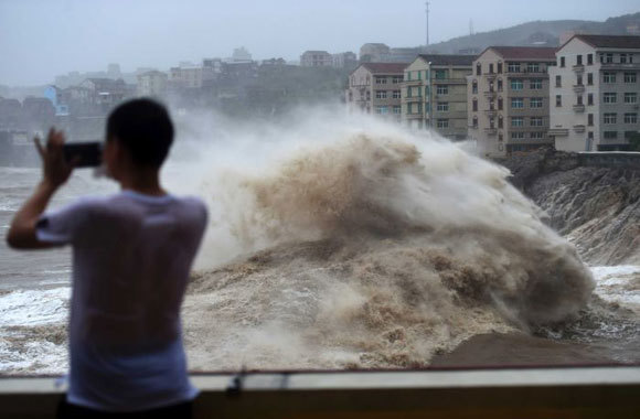 Bão Lekima càn quét Trung Quốc, 18 người chết và hơn 1 triệu người sơ tán - Ảnh 3