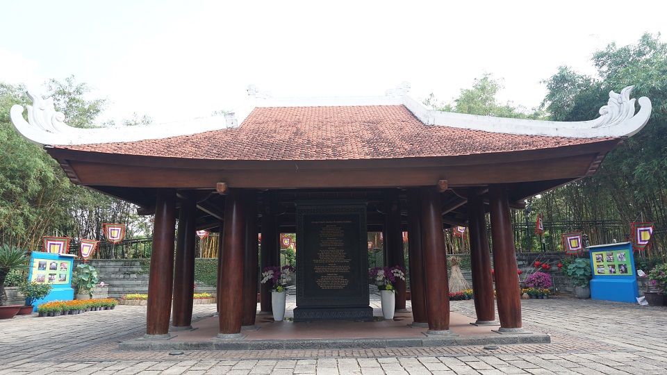 [Ảnh] Chiêm bái đền tưởng niệm các vua Hùng lớn nhất tại Nam Bộ - Ảnh 6