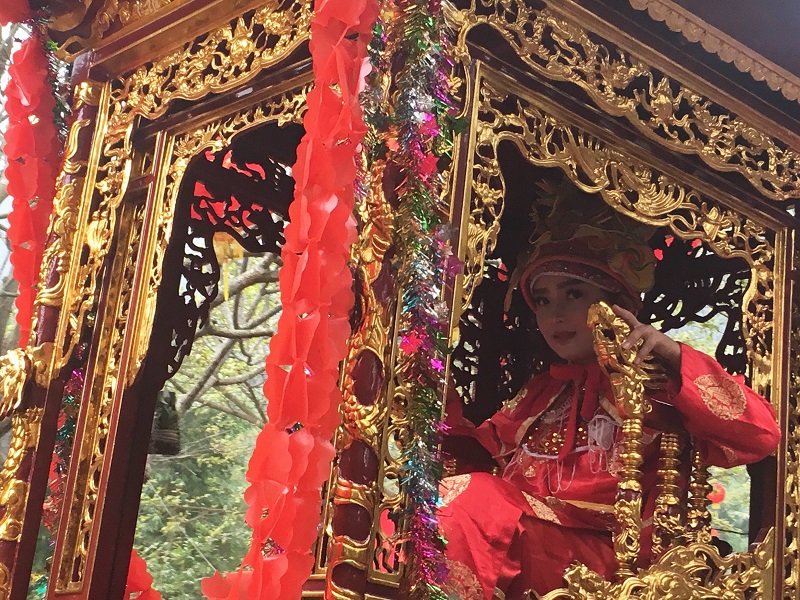 “Nữ tướng trẻ” 12 tuổi tại lễ hội Gióng 2019 - Ảnh 2