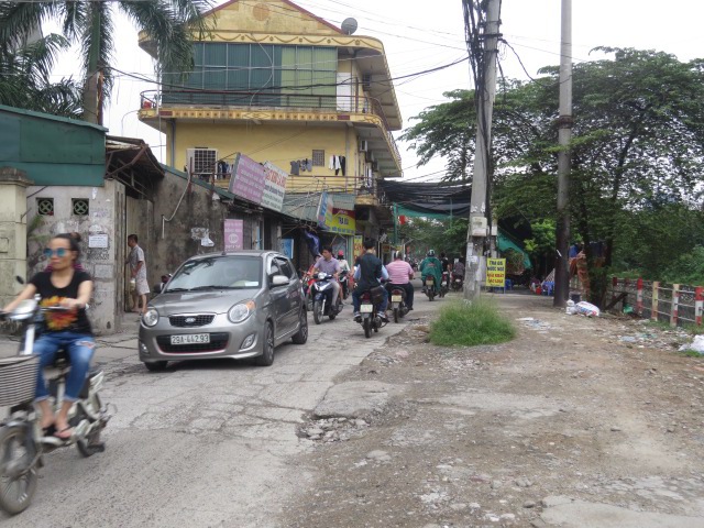 Con đường khổ ải ở phường Vĩnh Hưng, quận Hoàng Mai - Ảnh 2
