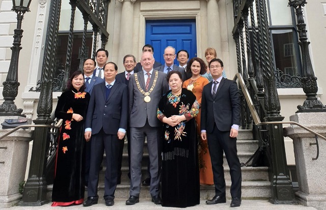 Chủ tịch HĐND TP Nguyễn Thị Bích Ngọc thăm, làm việc tại Cộng hòa Ireland và Vương quốc Anh - Ảnh 4