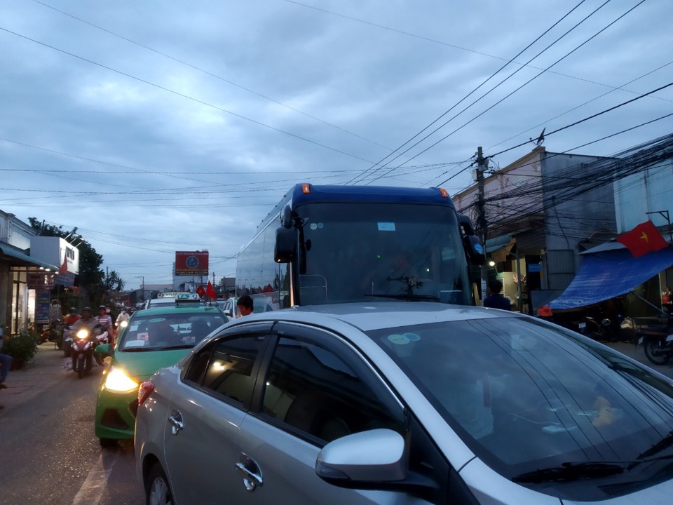 Tình hình giao thông chiều 1/5 tại TP Hồ Chí Minh ổn định - Ảnh 1