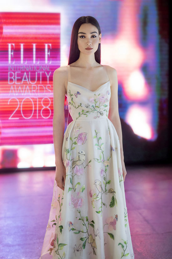Mẫu Việt tỏa sáng tại Elle Beauty Awards 2018 - Ảnh 12