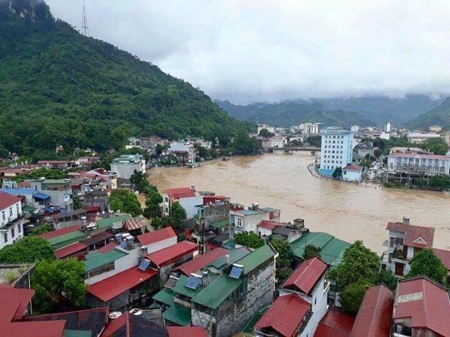 15 người chết do mưa lũ, thiệt hại kinh tế gần 150 tỷ đồng - Ảnh 1