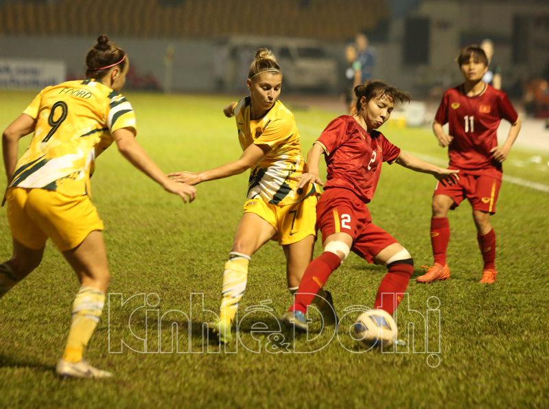 [Ảnh] Toàn cảnh trận lượt về play-off Olympic Tokyo 2020: Việt Nam ghi bàn vào lưới Australia sau 12 năm - Ảnh 5