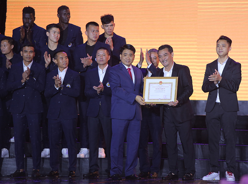 Chủ tịch Nguyễn Đức Chung: Hà Nội FC là niềm tự hào của bóng đá Thủ đô - Ảnh 2