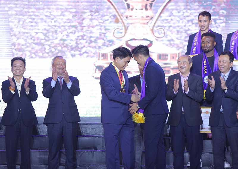 Chủ tịch Nguyễn Đức Chung: Hà Nội FC là niềm tự hào của bóng đá Thủ đô - Ảnh 5