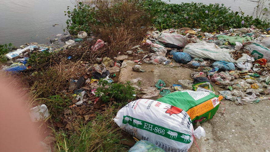 Ô nhiễm môi trường nhiêm trọng từ bãi rác thải ở Đông Yên, huyện Quốc Oai - Ảnh 1