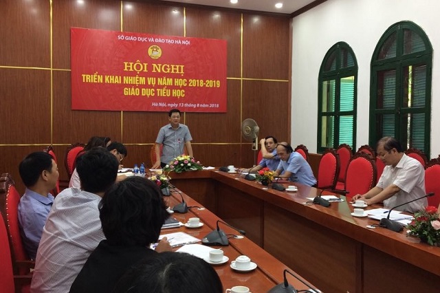 Hà Nội: Phân tuyến tuyển sinh để giảm tải sĩ số học sinh đông - Ảnh 1