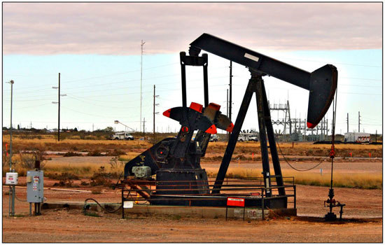 Căng thẳng Mỹ - Iran tăng nhiệt khiến giá dầu chạm mức cao nhất gần 1 tháng - Ảnh 1