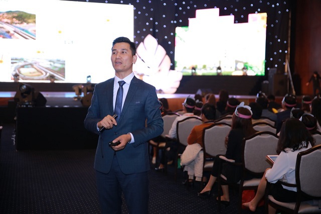 Gần 1.000 sales tham dự sự kiện khởi động dự án FLC Tropical City Ha Long - Ảnh 2