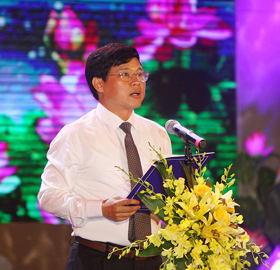 Hà Nội chính thức khai trương không gian đi bộ phố Trịnh Công Sơn - Ảnh 1