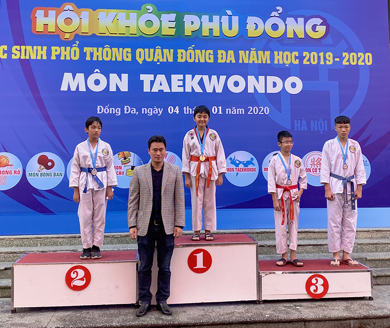 Sôi nổi giải Taekwondo Hội khỏe Phù Đổng quận Đống Đa - Ảnh 1